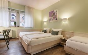 Hotel Kunterbunt In Wuerzburger Innenstadt